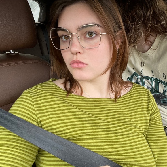 Meet your Posher, Cambria - Picture 1 of 1